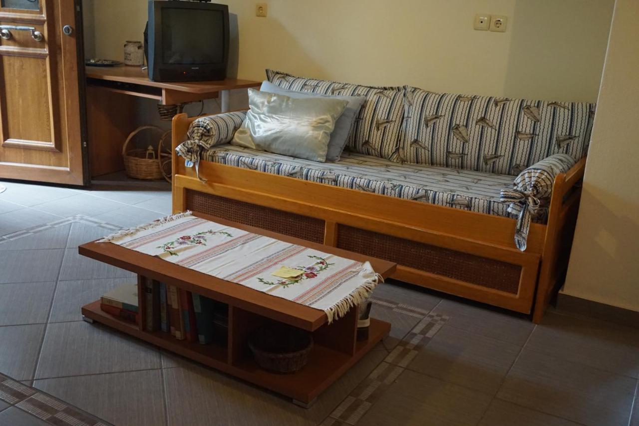 Blue Horizon Dream Apartment Thimonia Bagian luar foto